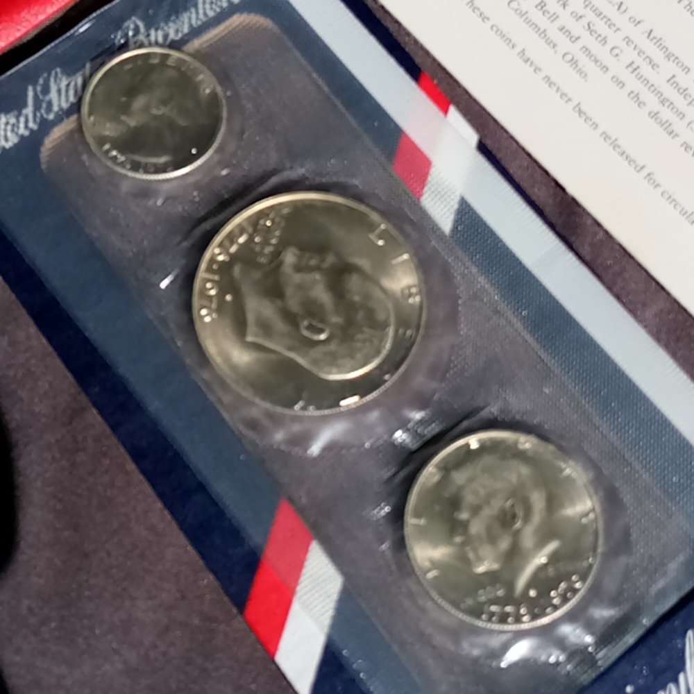 1976 silver set